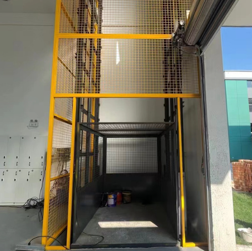 扬州导轨式升降机助力物流园破解运输难题