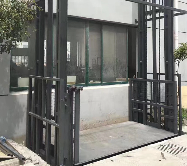 扬州导轨式施工升降机助力民生工程提速增效